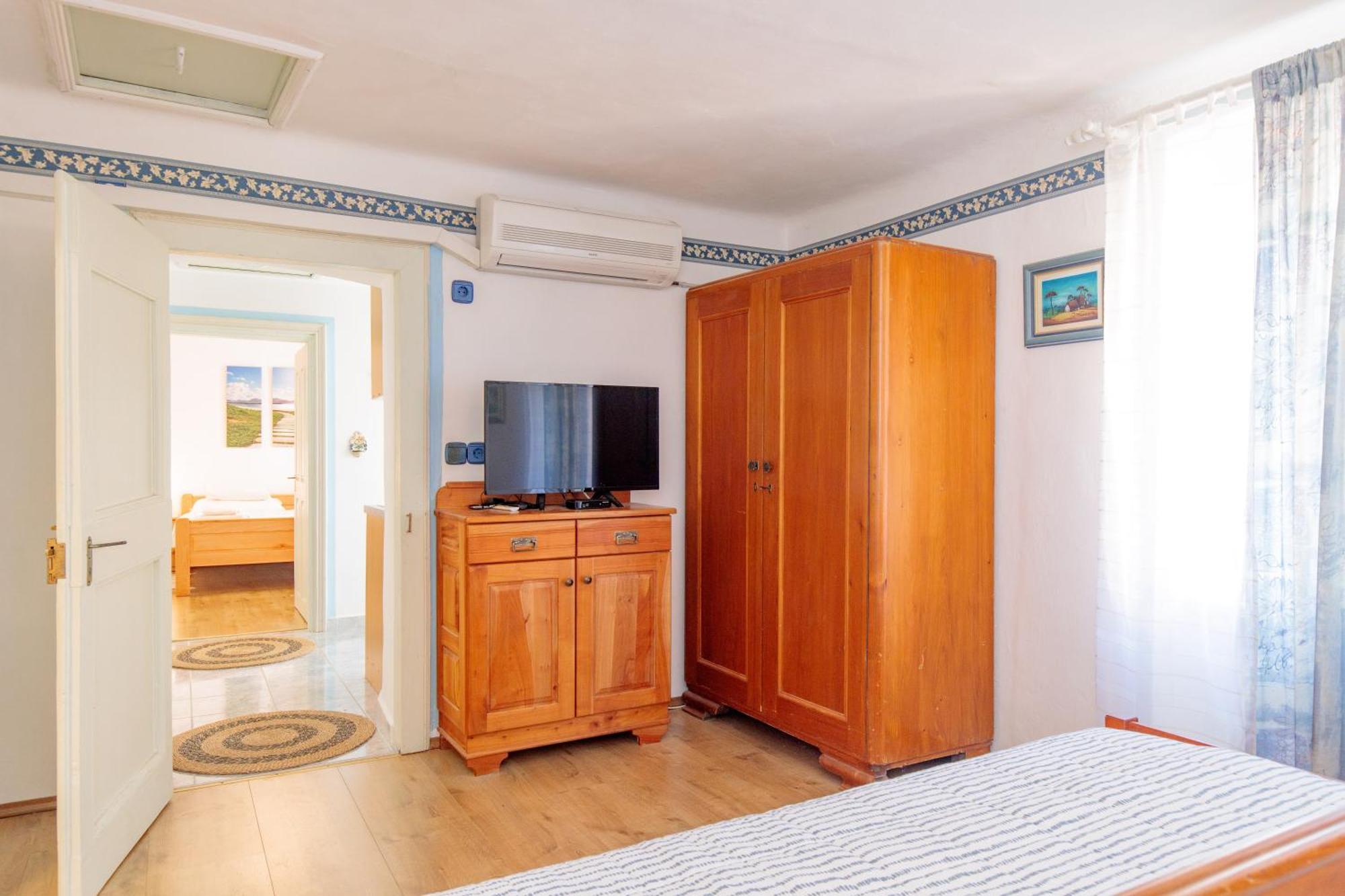 Apartment Villa Marija, Pinezici Крк Экстерьер фото